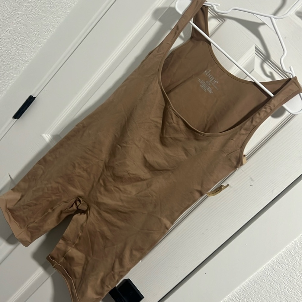 NWT shape by cacique , size 22/24